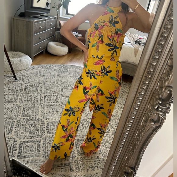 Floral yellow jumpsuit - Picture 2 of 3